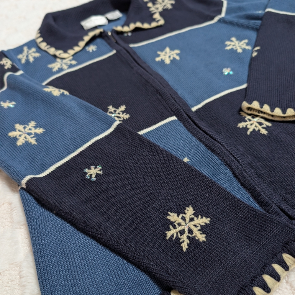 Snowflake Patchwork Patterned Cardigan - Picture 3 of 11